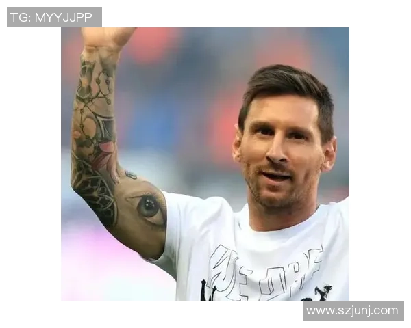 足球巨星助阵广告再升级，激情碰撞引领潮流新风尚